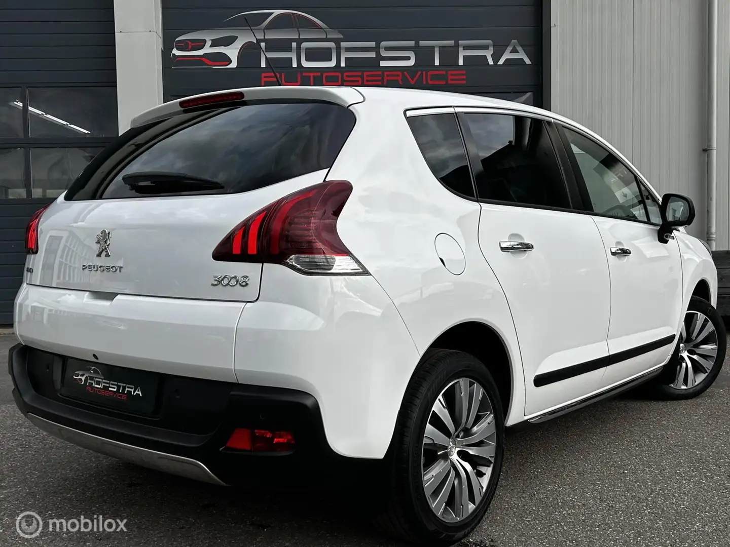 Peugeot 3008 1.2 PureTech Style Pano Camera Clima Orig NL Blanc - 2