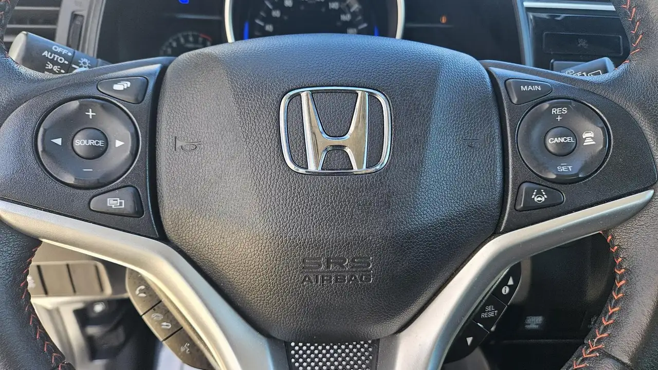Honda Fit снимка Honda Fit