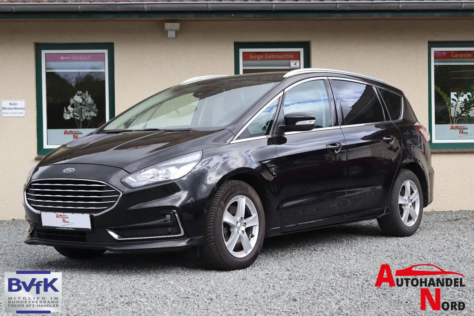 Ford S-Max S-MAX Titanium 2,0TDCI AHK/PDC/Kamera/Navi Noir - 1