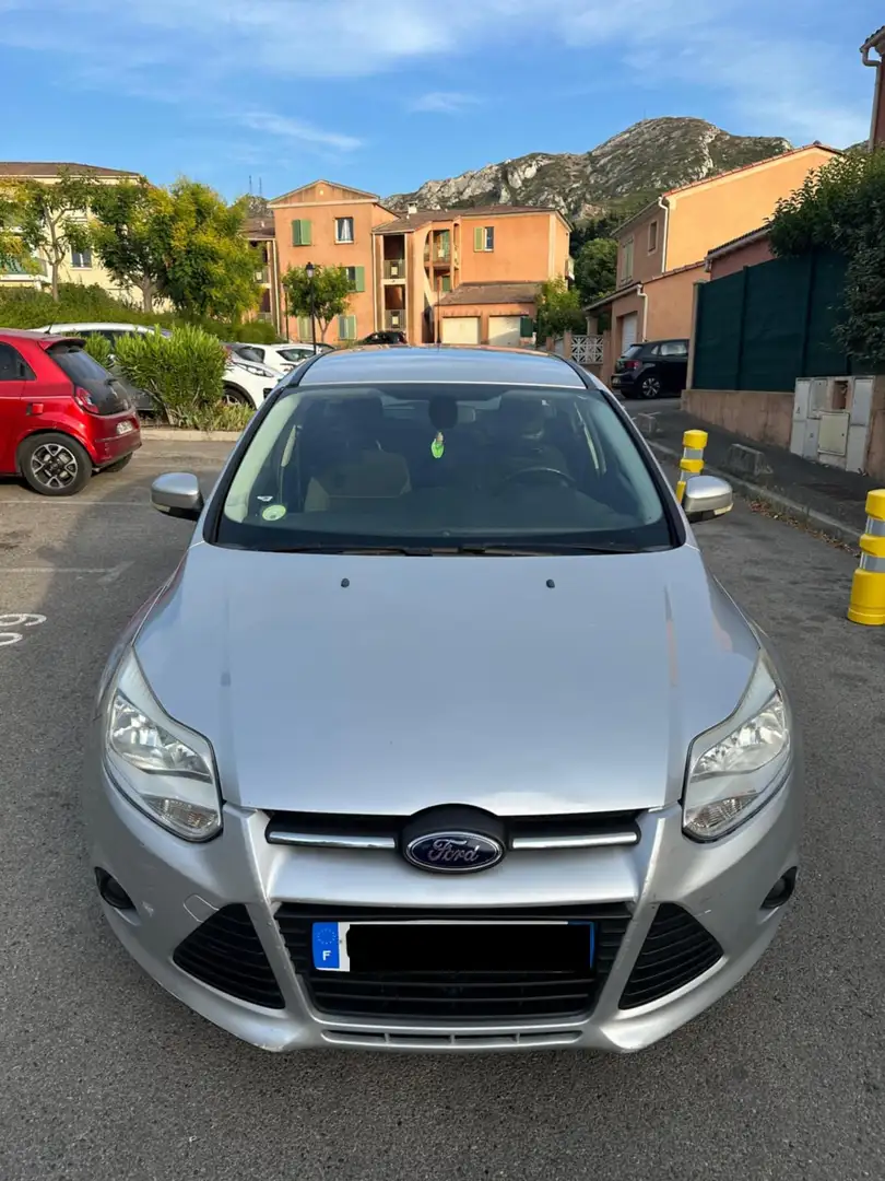 Ford Focus Focus SW 1.6 TDCi 105 ECOnetic Technology Trend Gris - 1