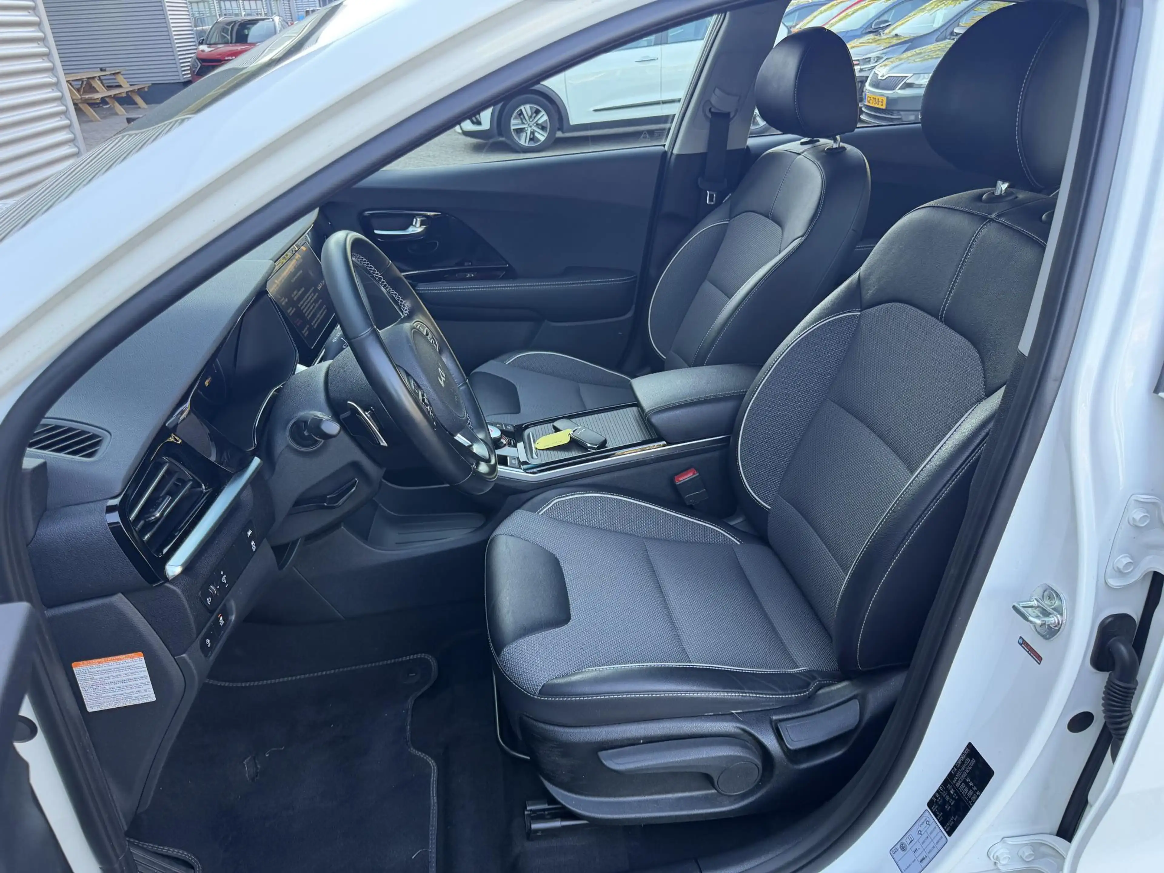 Kia e-Niro DynamicLine 64 kWh | SOH 96,3% | Camera | Navigat — photo 10