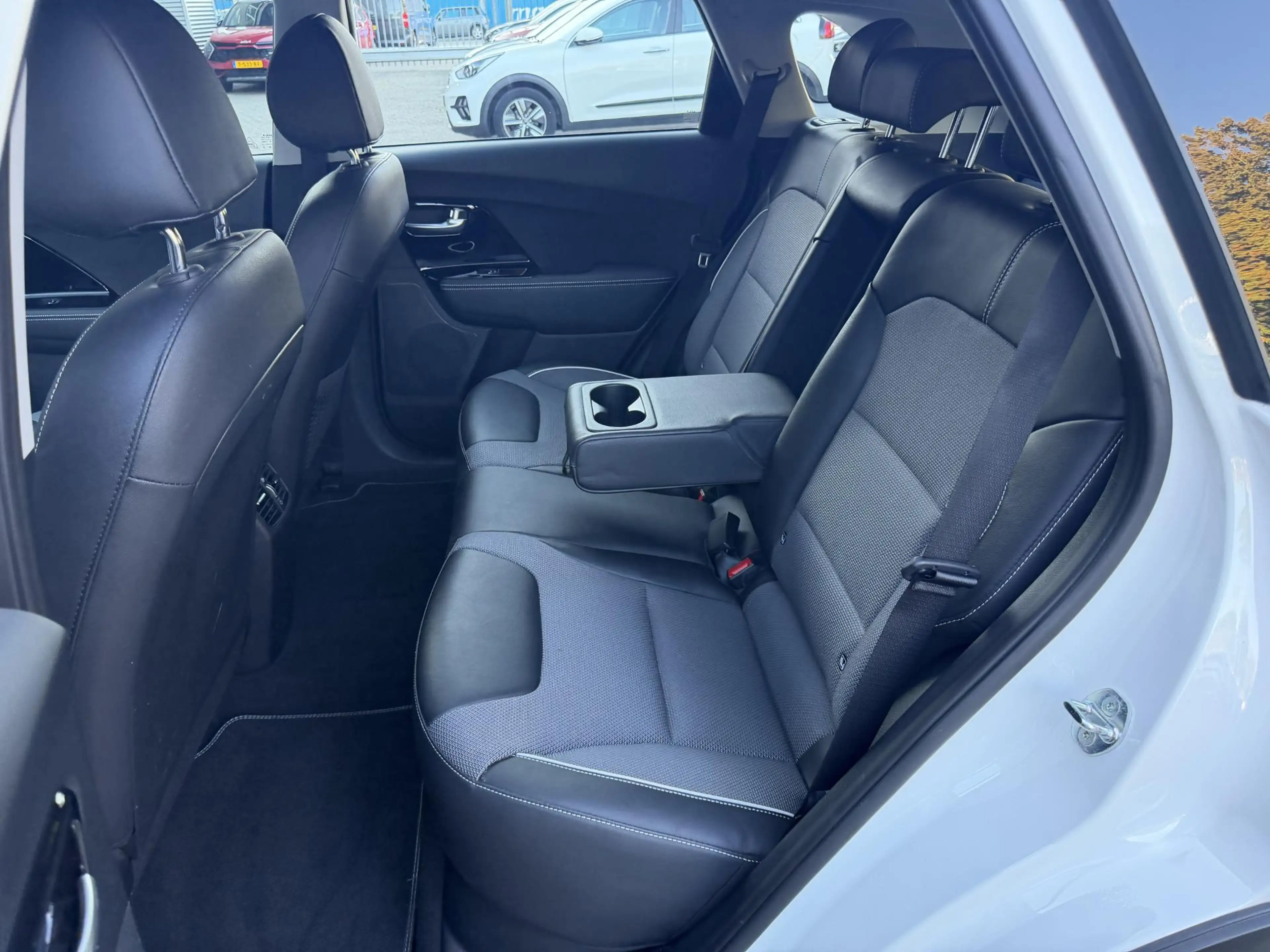 Kia e-Niro DynamicLine 64 kWh | SOH 96,3% | Camera | Navigat — photo 11