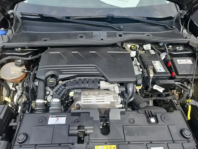Citroen C4 view 5