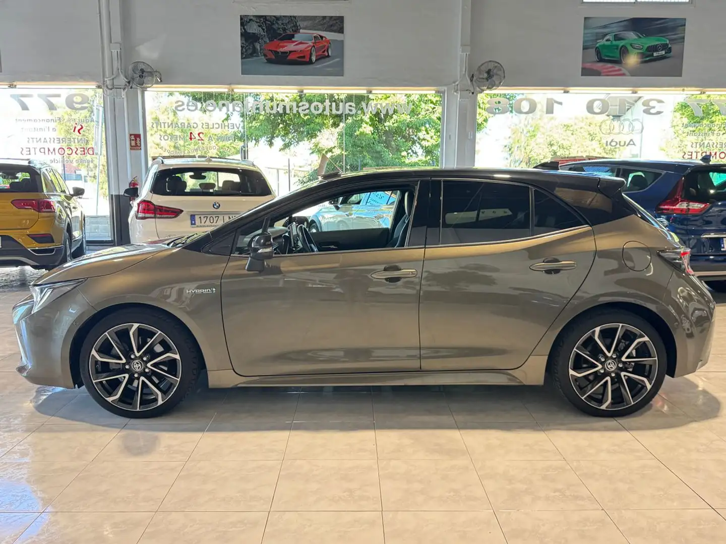 Toyota Corolla 2.0 180H ADVANCE E-CVT.- " HIBRIDO ".- " PEGATINA Amarillo - 2