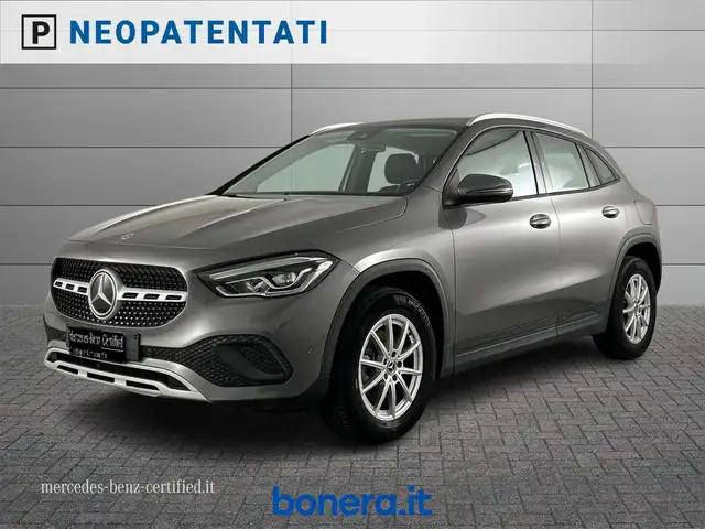 Mercedes-Benz GLA 180 d Business