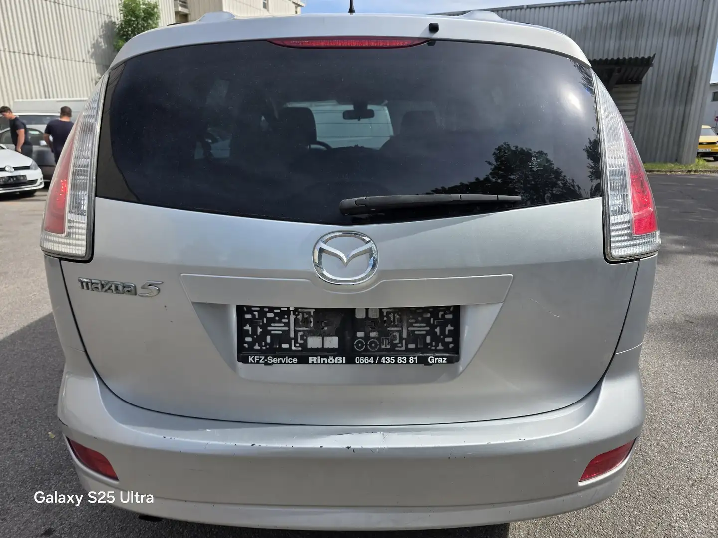 Mazda 5 1.8 Comfort Grau - 2
