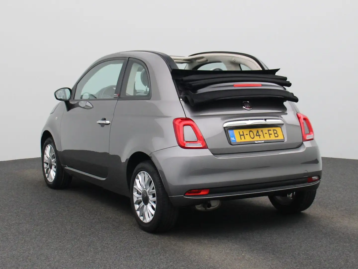 Fiat 500C 1.2 Young | CABRIO | NAVIGATIE | CRUISE CONTROL | Grijs - 2