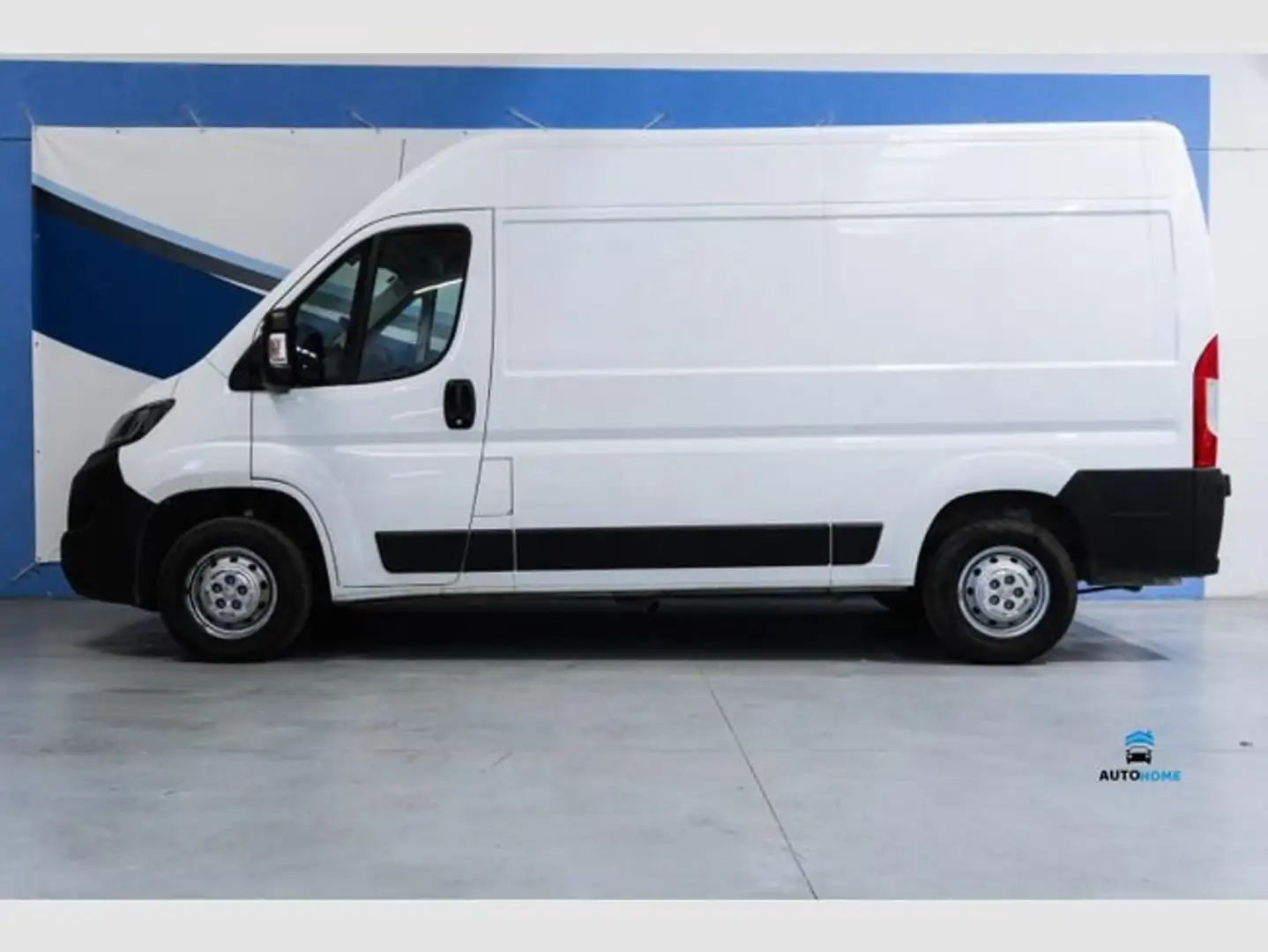 Peugeot Boxer 333 L2 H2 BHDI 103kW (140CV) S&S 6 V. M Blanco - 2