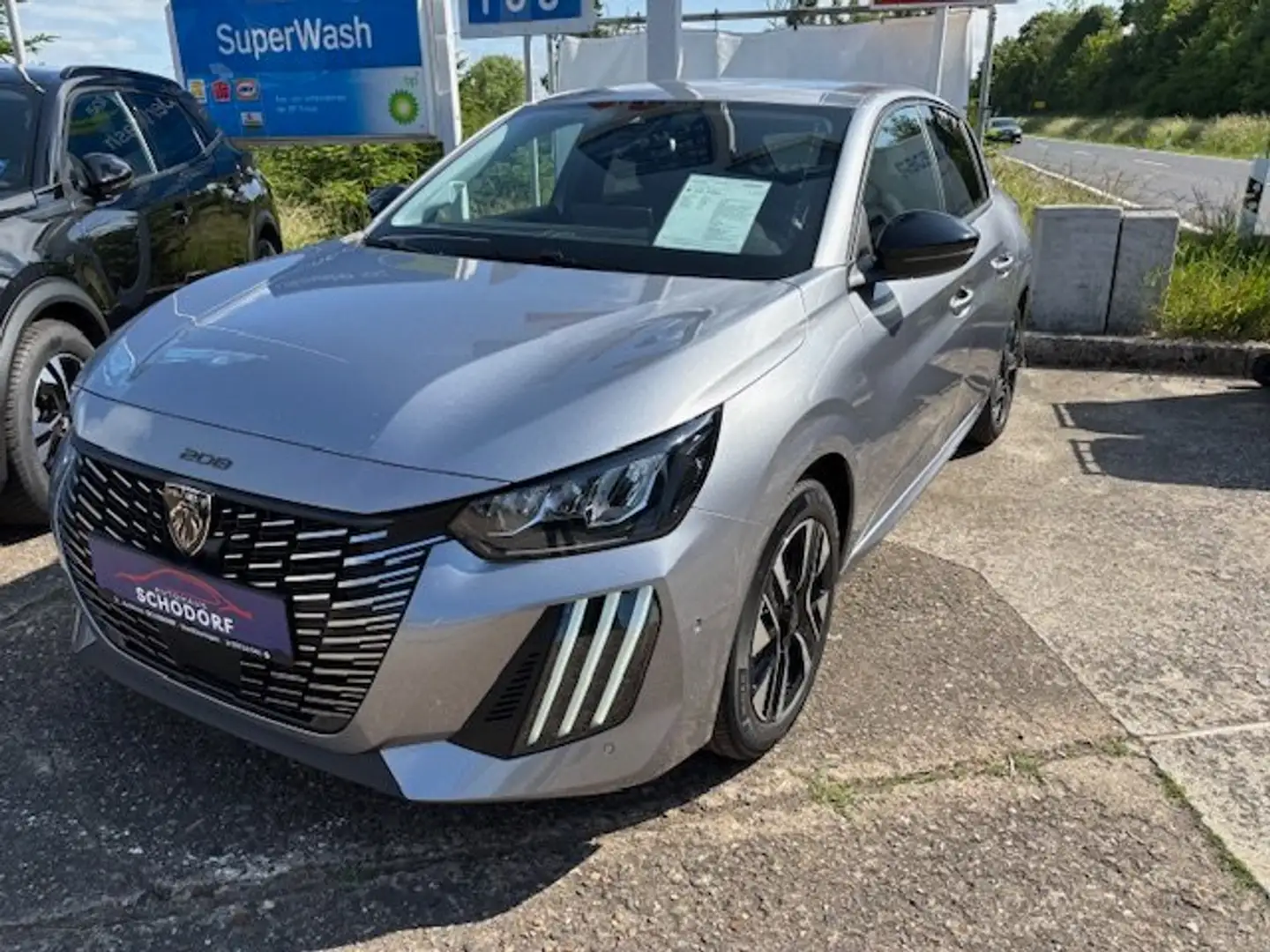 Peugeot 208 Hybrid 100 Allure Grau - 1