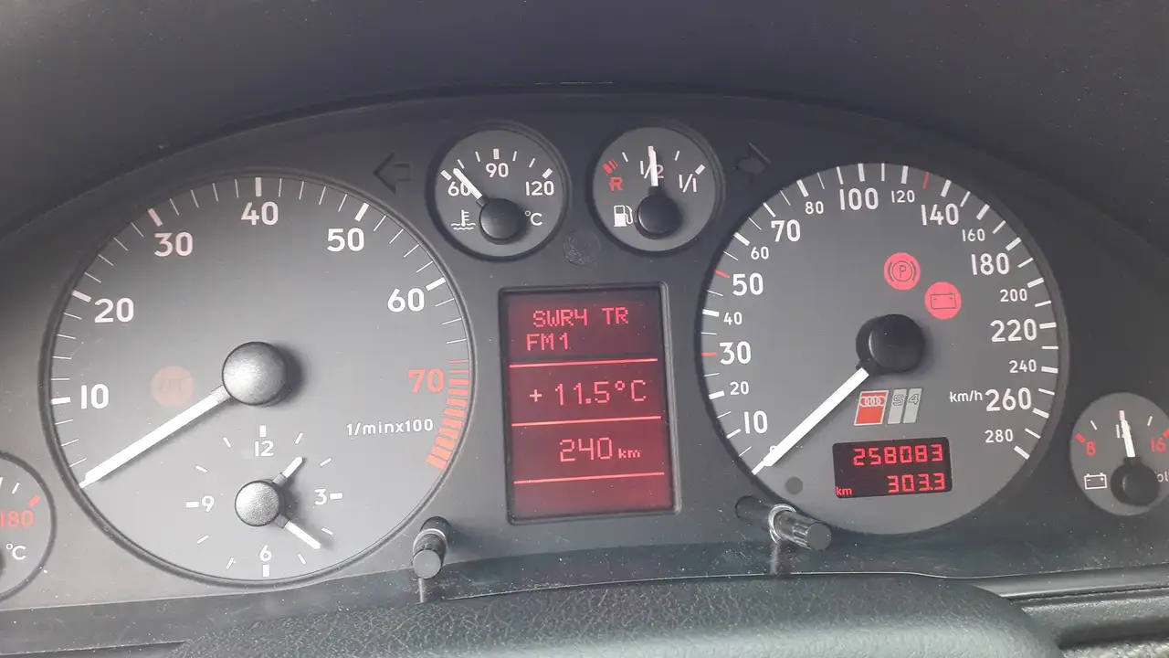 Audi S4 2.7 quattro, foto 8