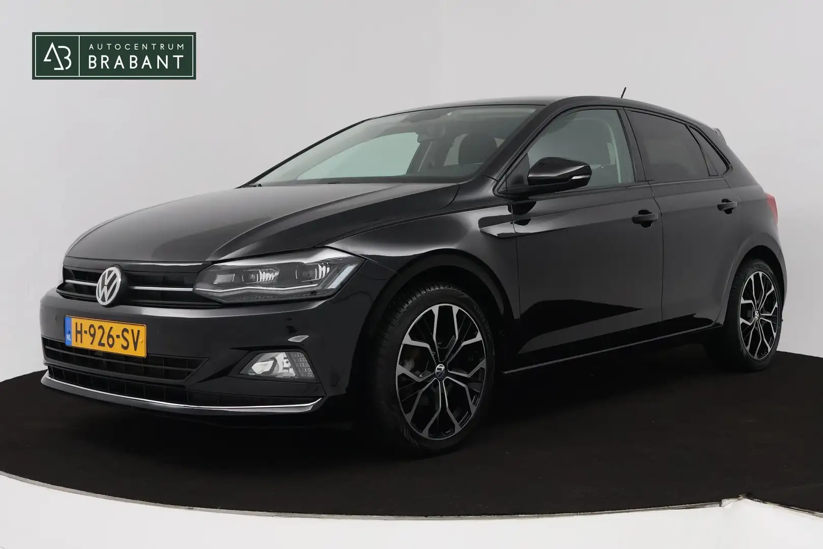 Volkswagen Polo 1.0 TSI Highline (PARKEERSENSOREN, CRUISE ADAPTIEF Zwart - 1