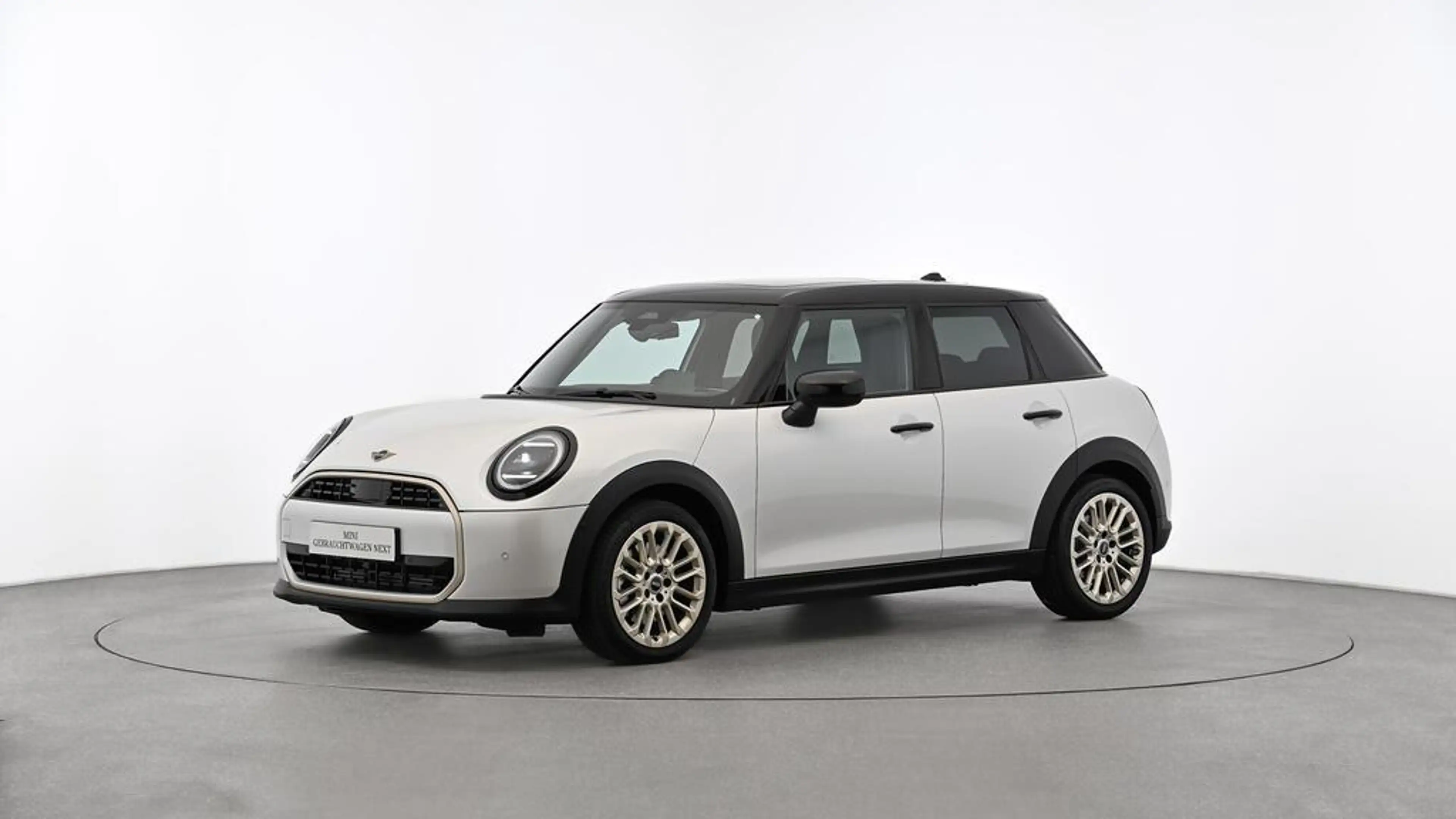 MINI Cooper C Favoured Trim