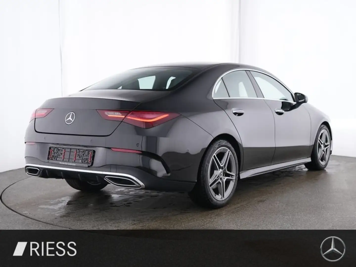 Mercedes-Benz CLA 220 d Coupé SpurW W-Paket S-Sitz KeyLess LM Black - 2