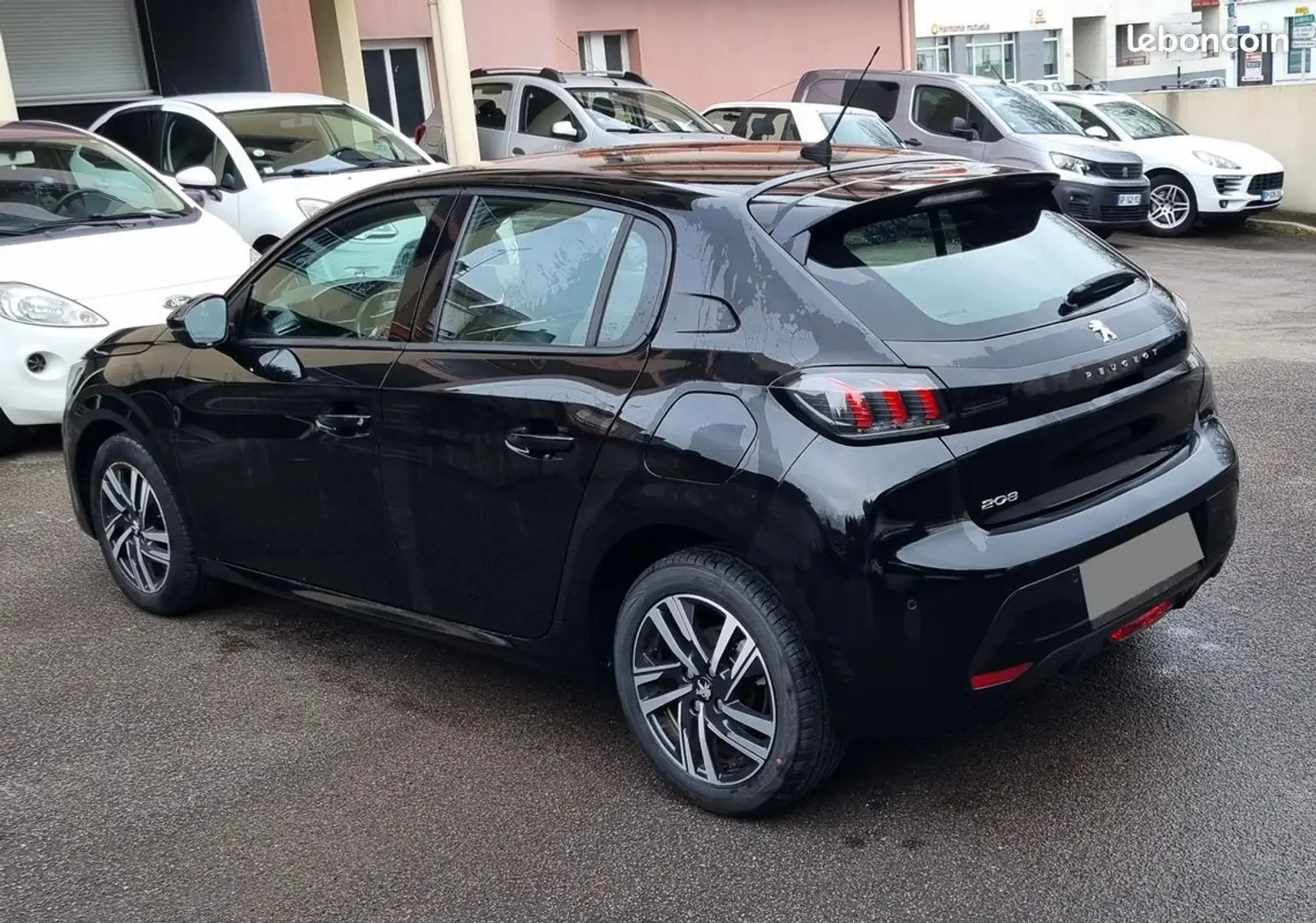 Peugeot 208 allure 1.5 hdi 100cv Noir - 2