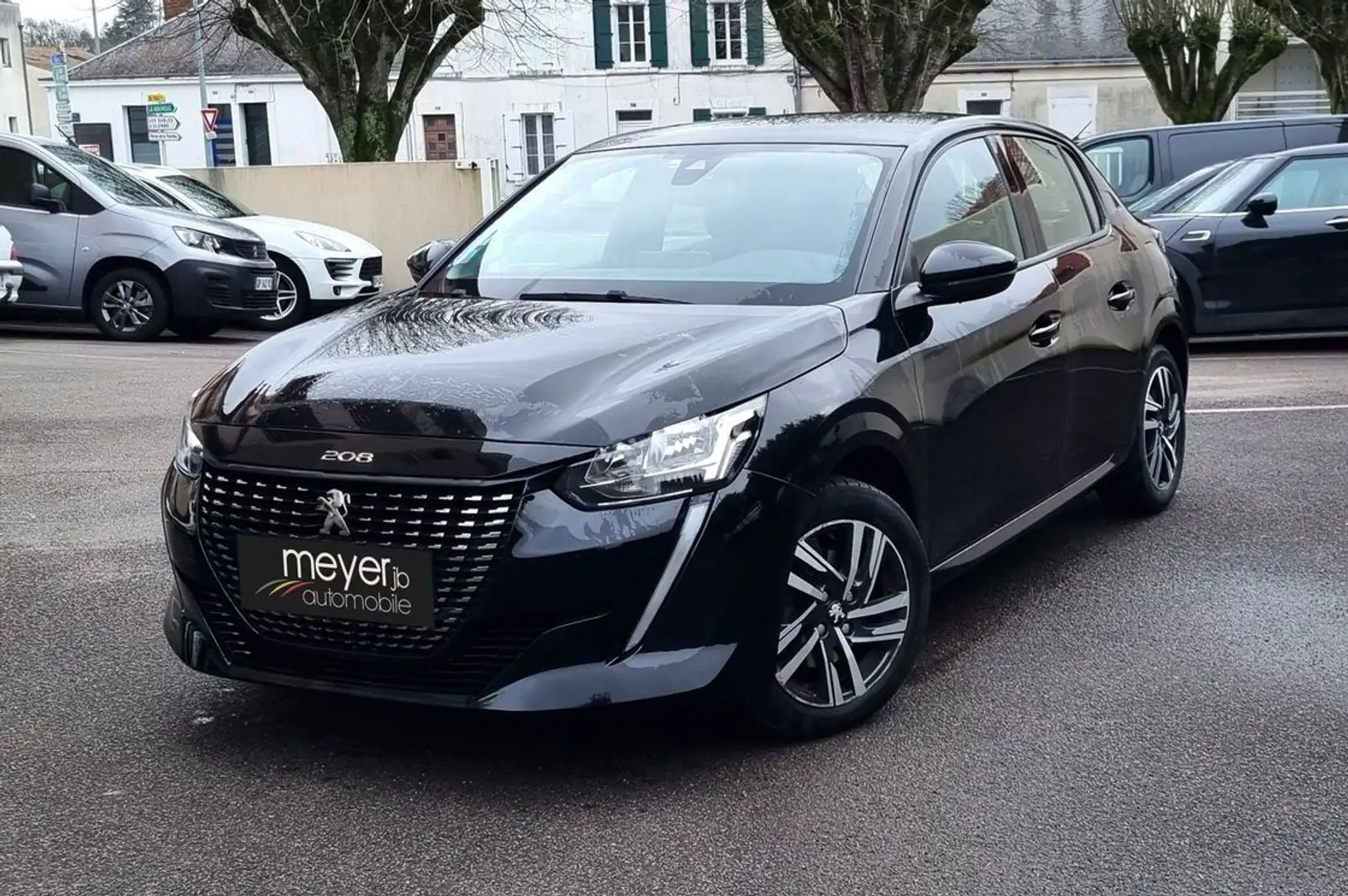 Peugeot 208 allure 1.5 hdi 100cv Noir - 1