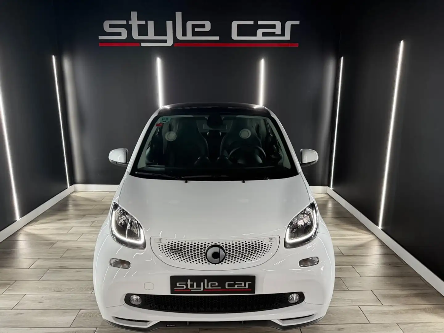 smart forTwo 0.9 80kW 109CV BRABUS TWINAMIC SS Blanco - 2