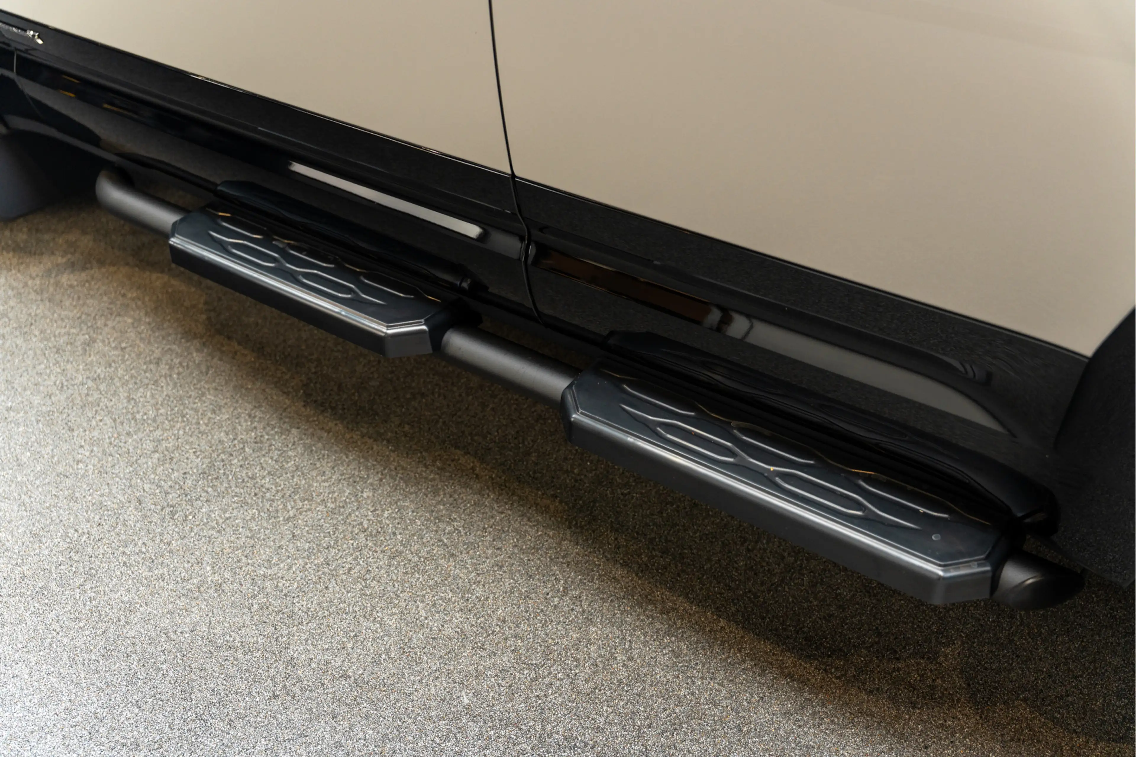 Land Rover Defender 110 P300e X Urban Automotive Yellow Accents 2.0 P3 — photo 23