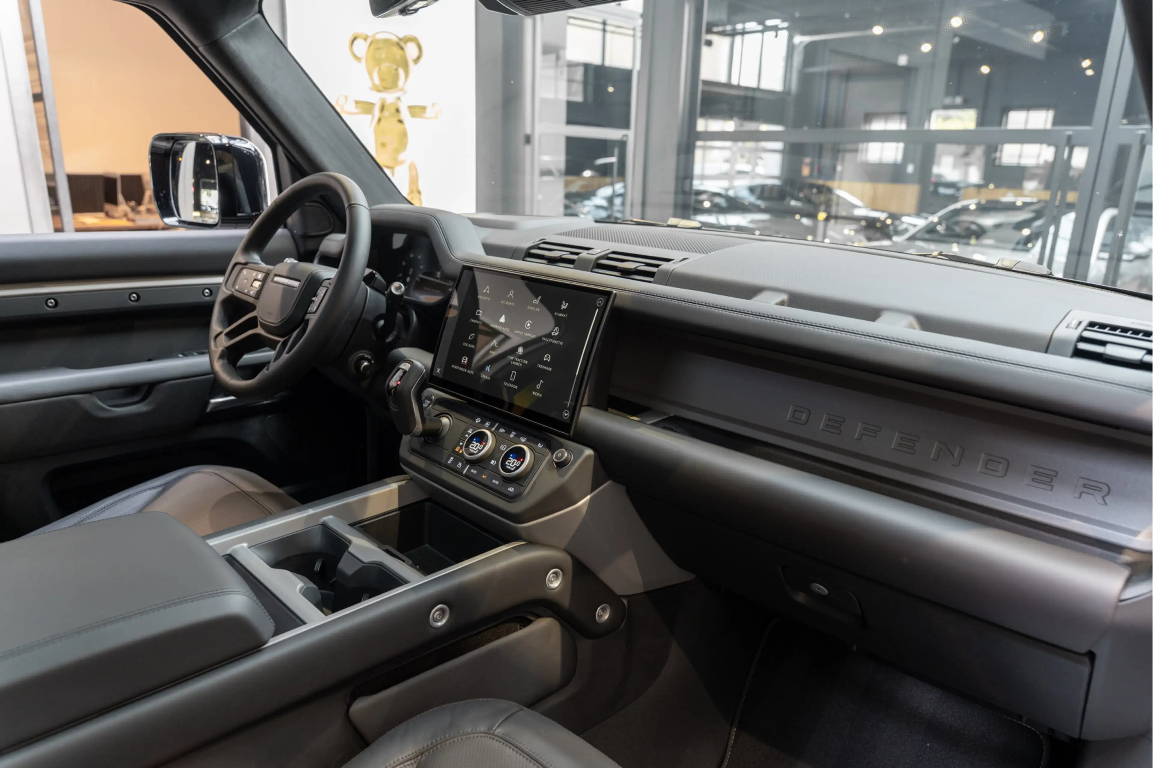 Land Rover Defender 110 P300e X Urban Automotive Yellow Accents 2.0 P3 — photo 8
