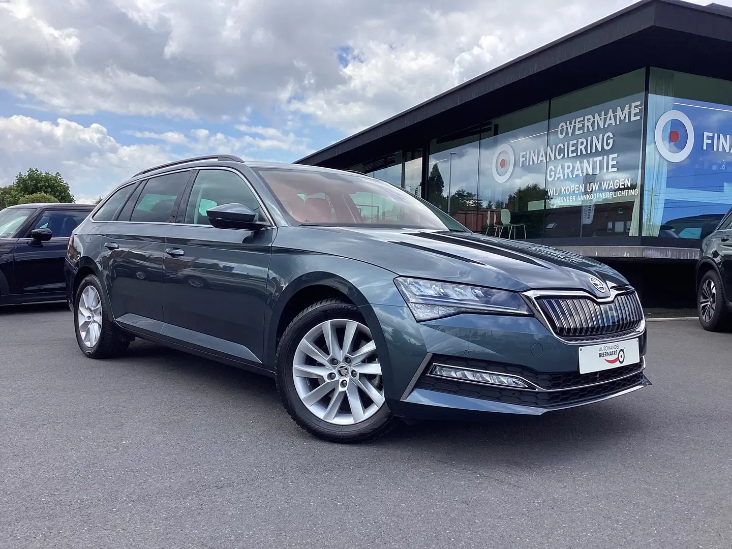 Skoda Superb 1.4 TSI Hybrid/1steEig/35000km/LED/Carplay/Cam&pdc Gris - 1
