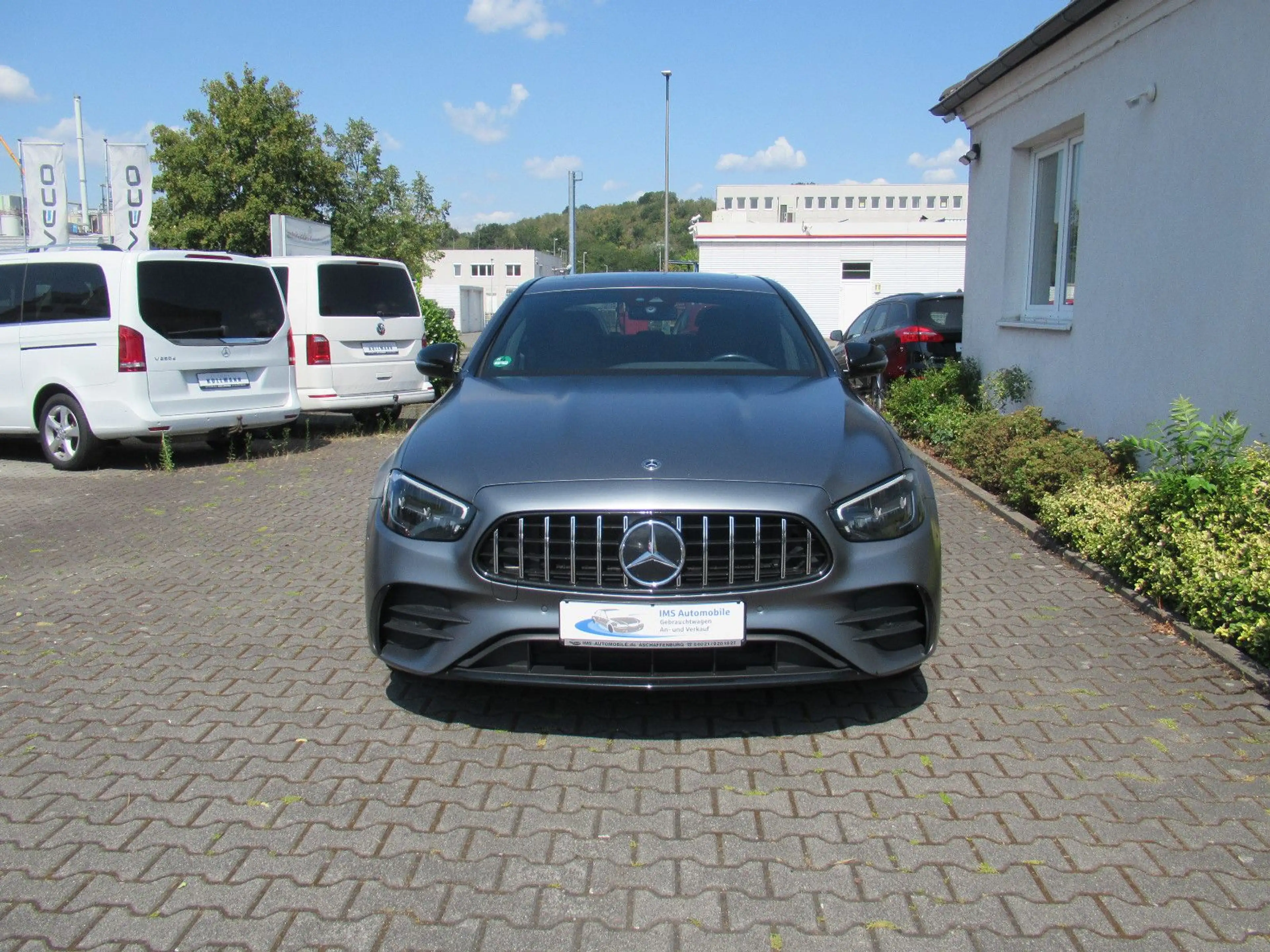 Mercedes-Benz E 400 d 4Matic Limousine*AMG*Navi*SHZ*Schiebed* — photo 9