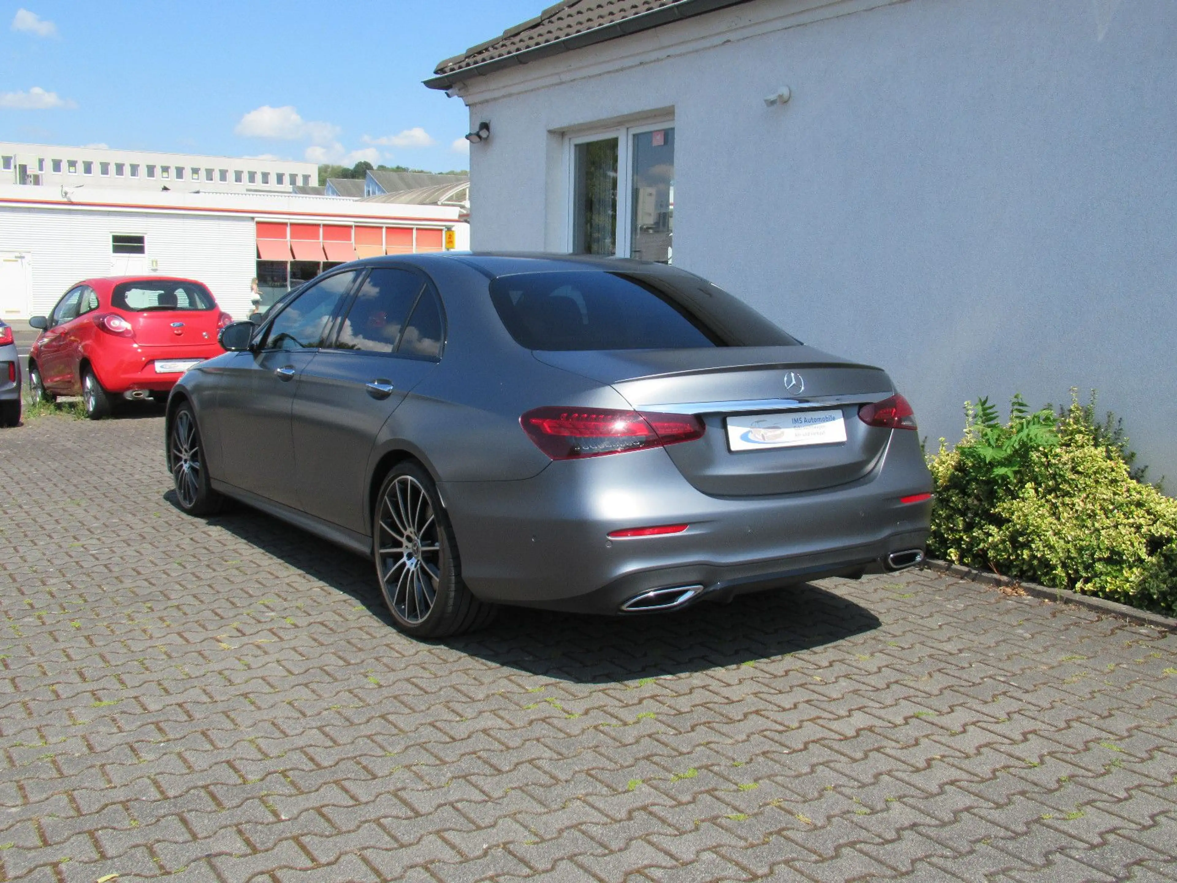 Mercedes-Benz E 400 d 4Matic Limousine*AMG*Navi*SHZ*Schiebed* — photo 4