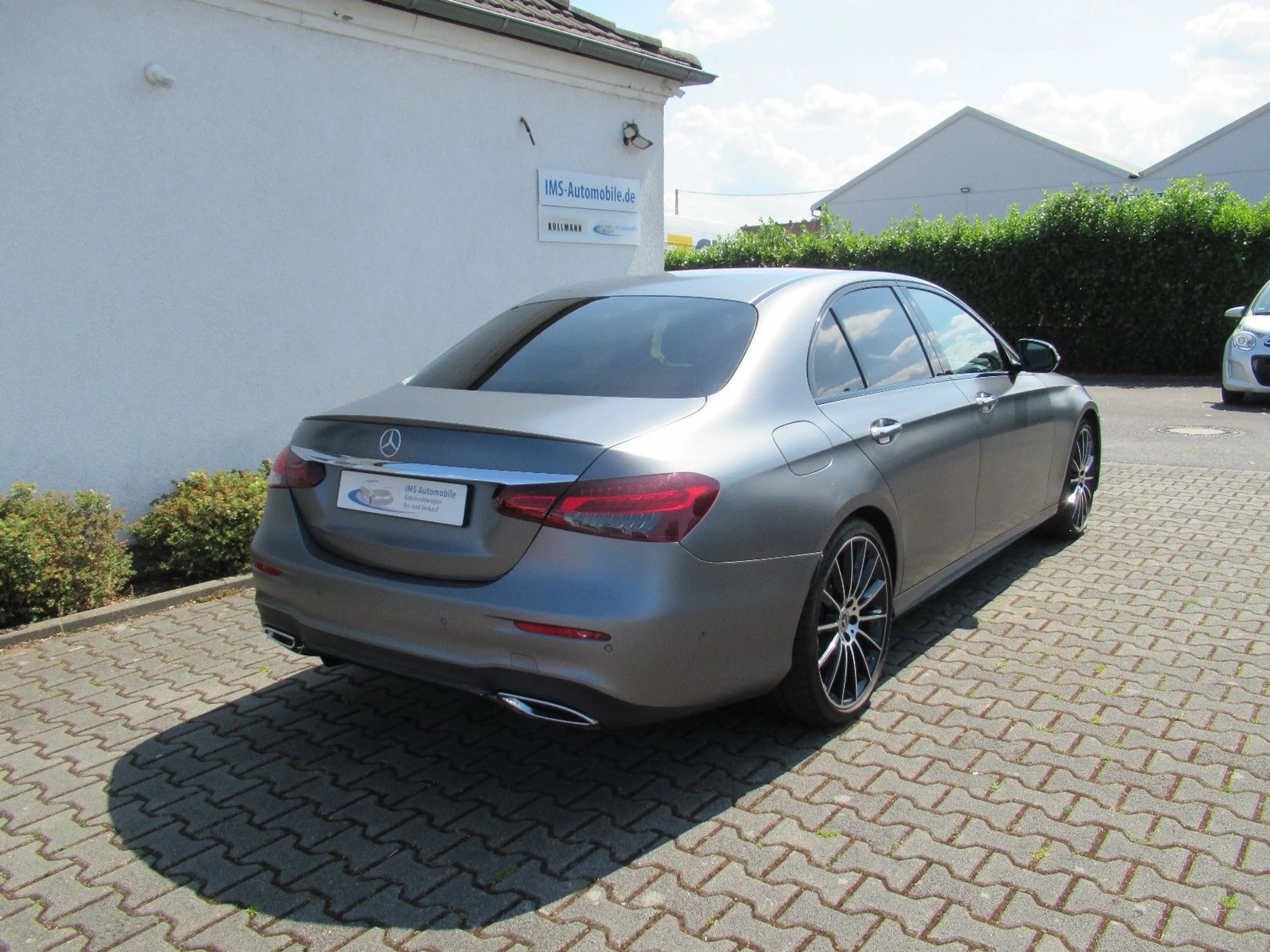Mercedes-Benz E 400 d 4Matic Limousine*AMG*Navi*SHZ*Schiebed* — photo 6
