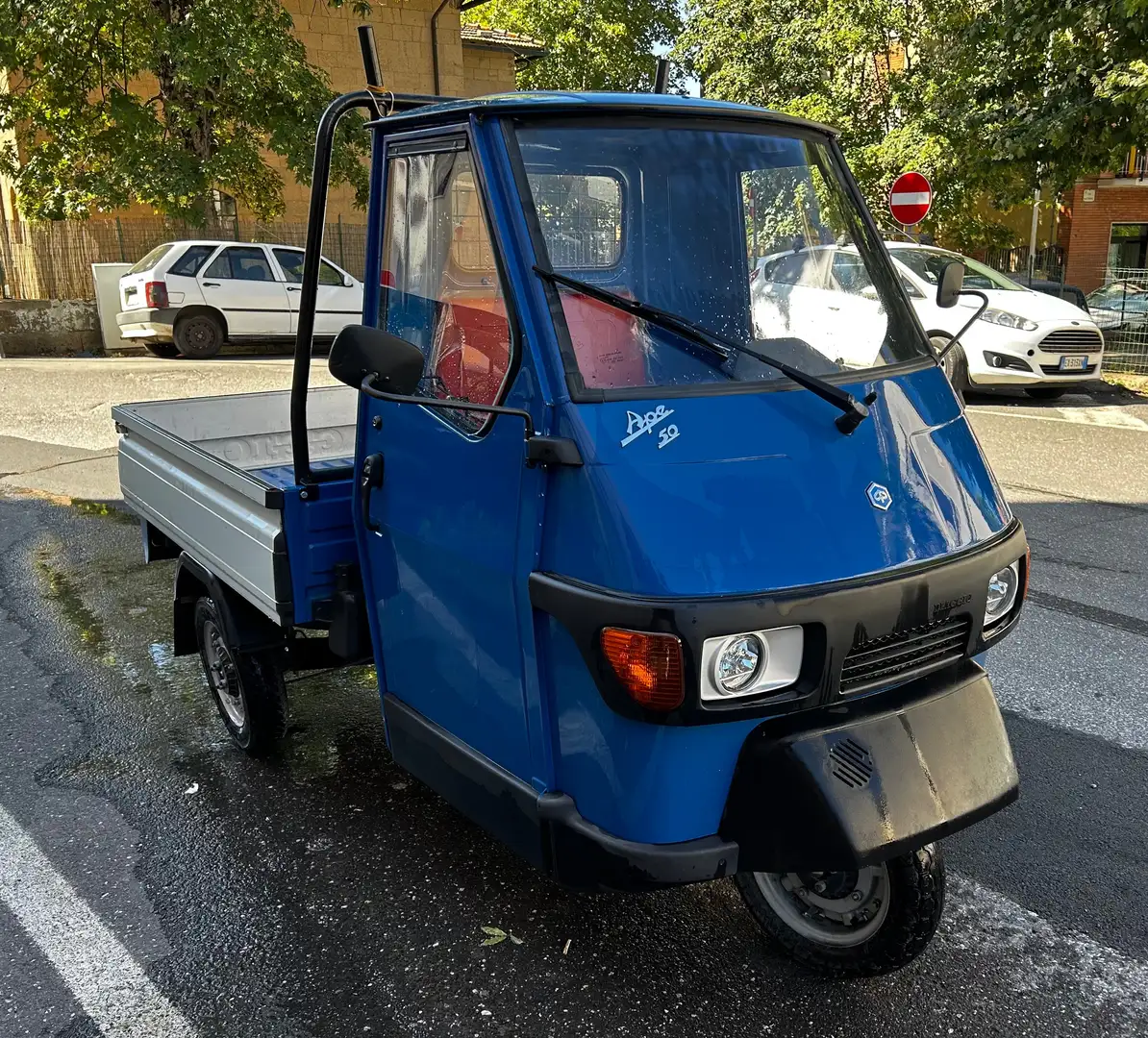Piaggio Ape Bleu - 1