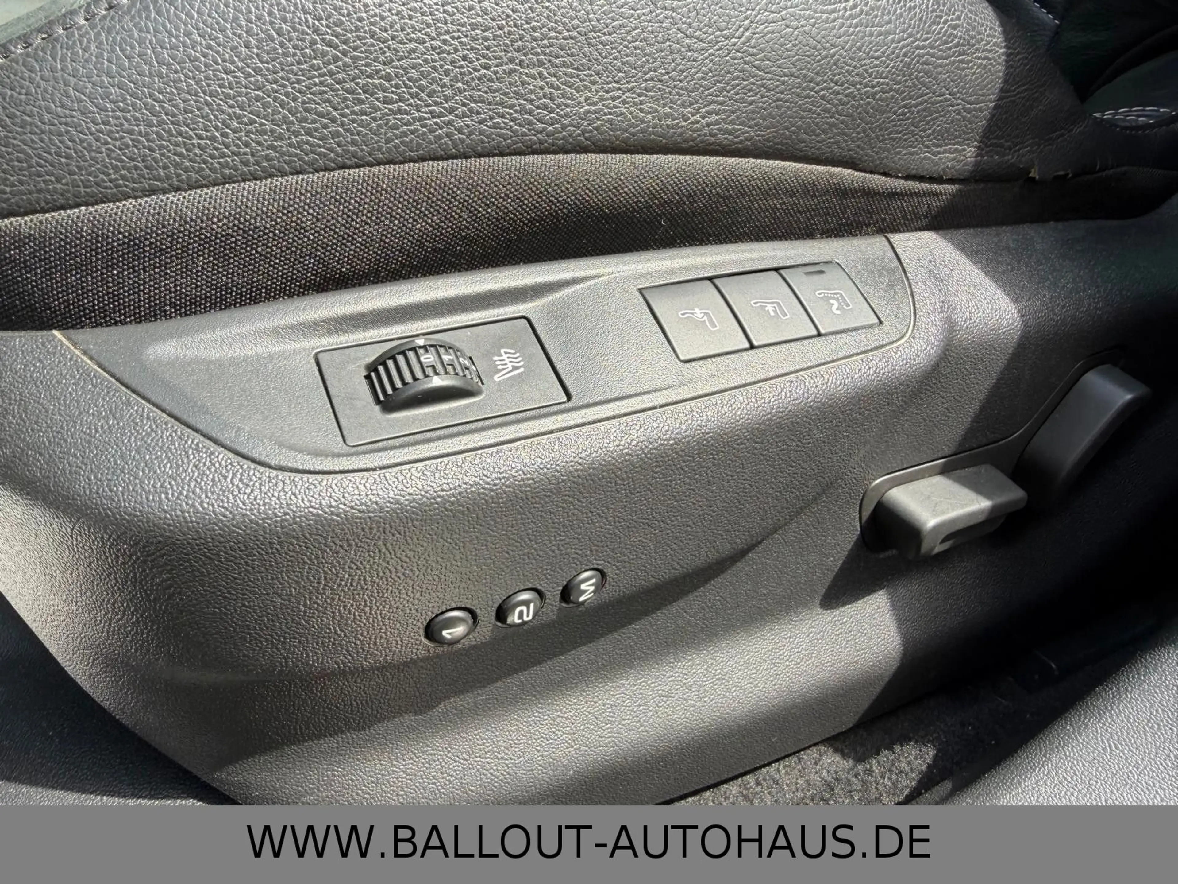 Citroen DS5 SportChic Hybrid4*2.HAND*KEY*NAVI*PANO*HUD — photo 10