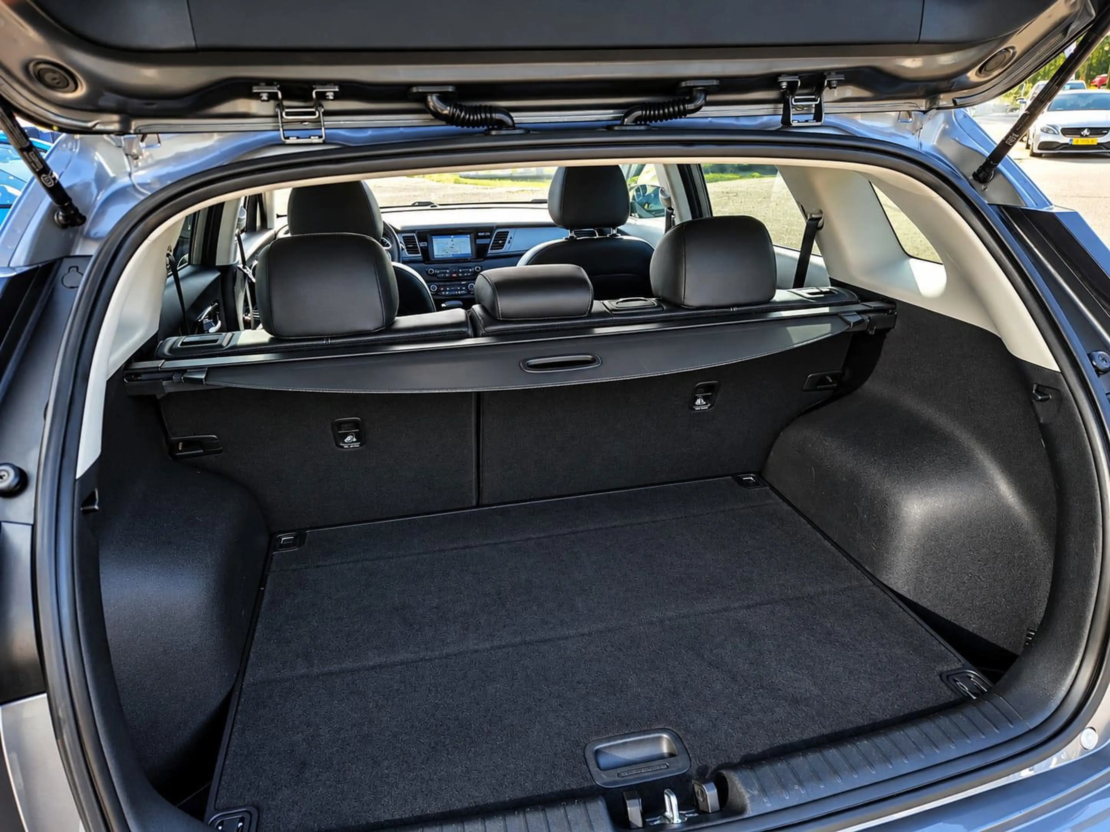 Kia Niro 1.6 GDi Hybrid Edition Panoramadak Trekhaak Stuurv — photo 12