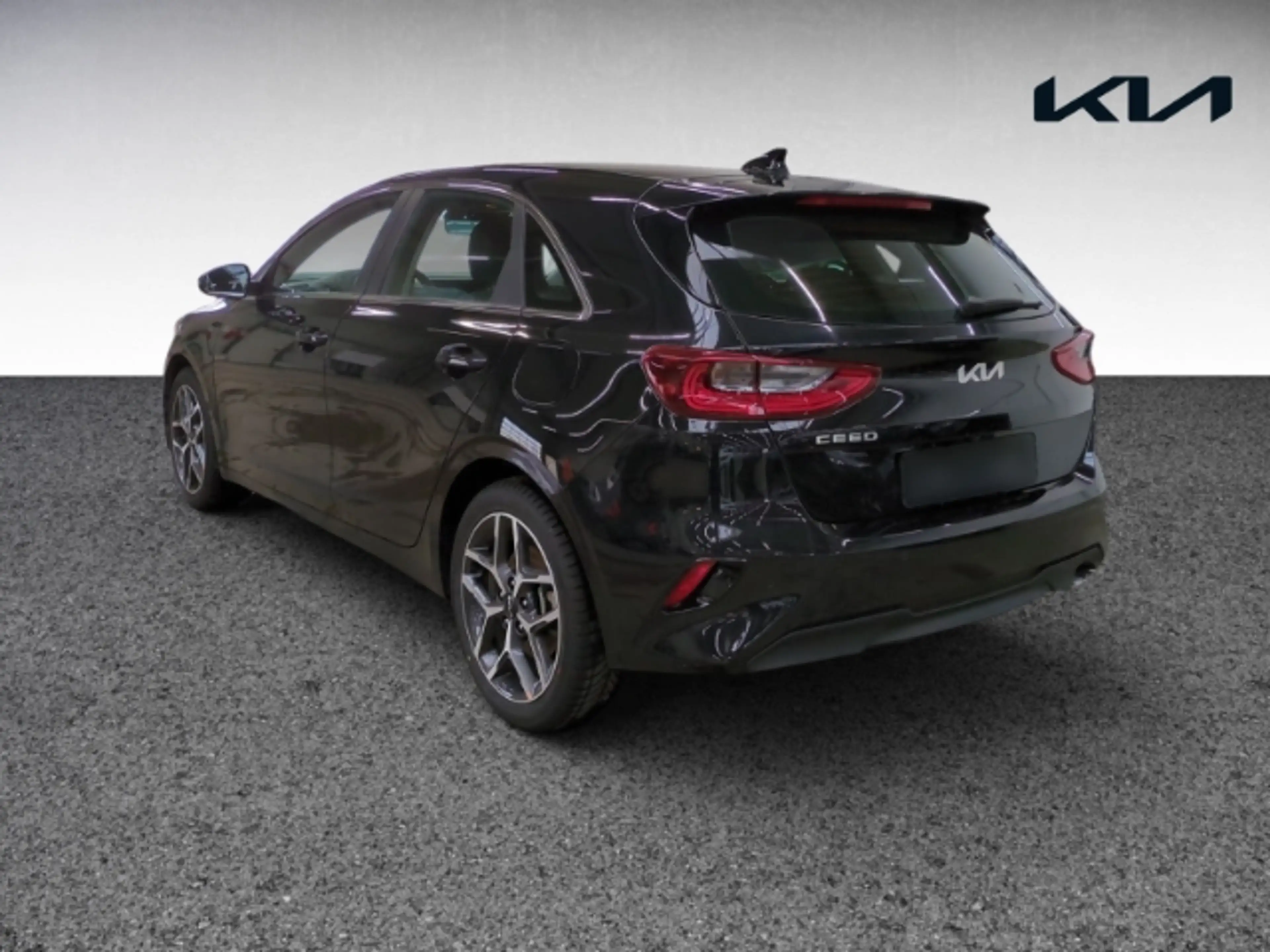 Kia Ceed / cee'd Spirit 1.5T NAVI,KAMERA,CARPLAY,SITZHZG,PDC — photo 7