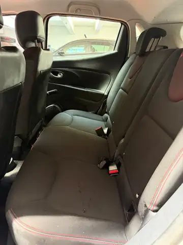 Renault Clio view 5