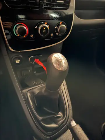 Renault Clio view 7