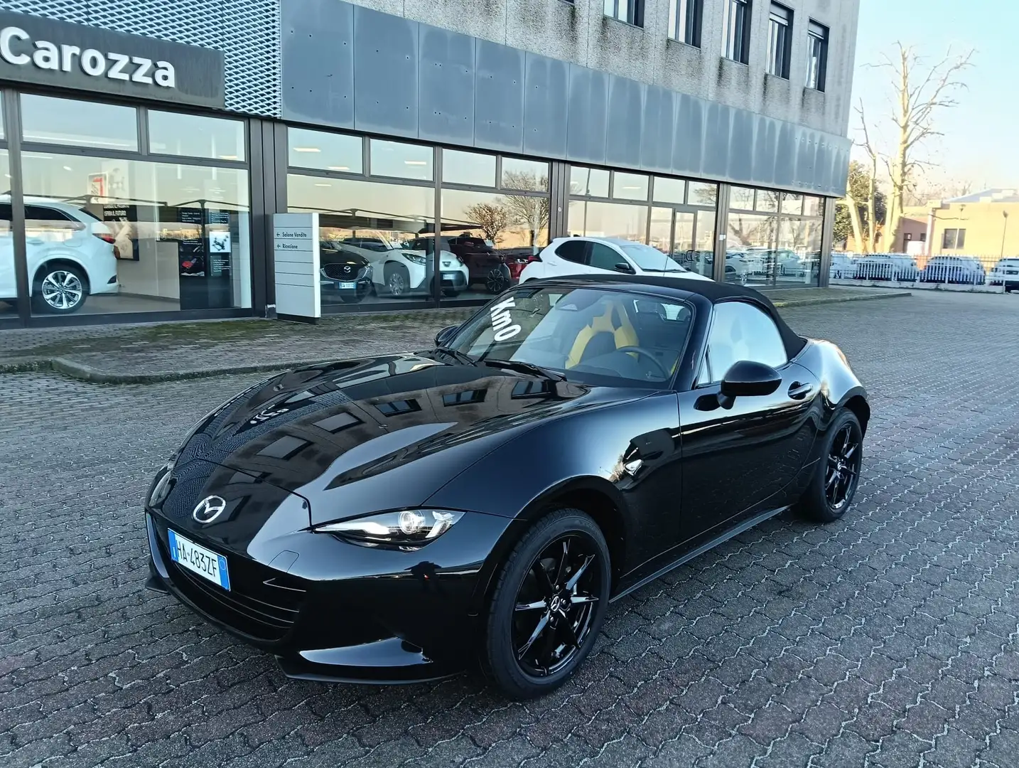 Mazda MX-5 MX-5 1.5 YELLOW EDITION 132 CV Schwarz - 1