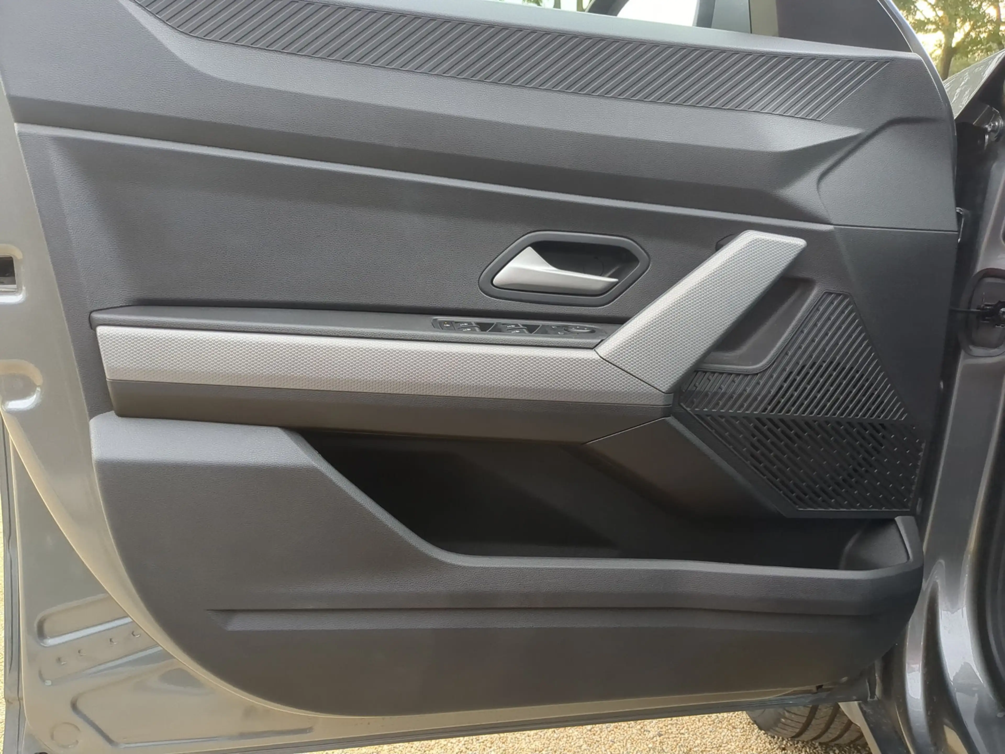 Dacia Duster TCe 140 Expression SHZ+LKHZ+RFK — photo 13