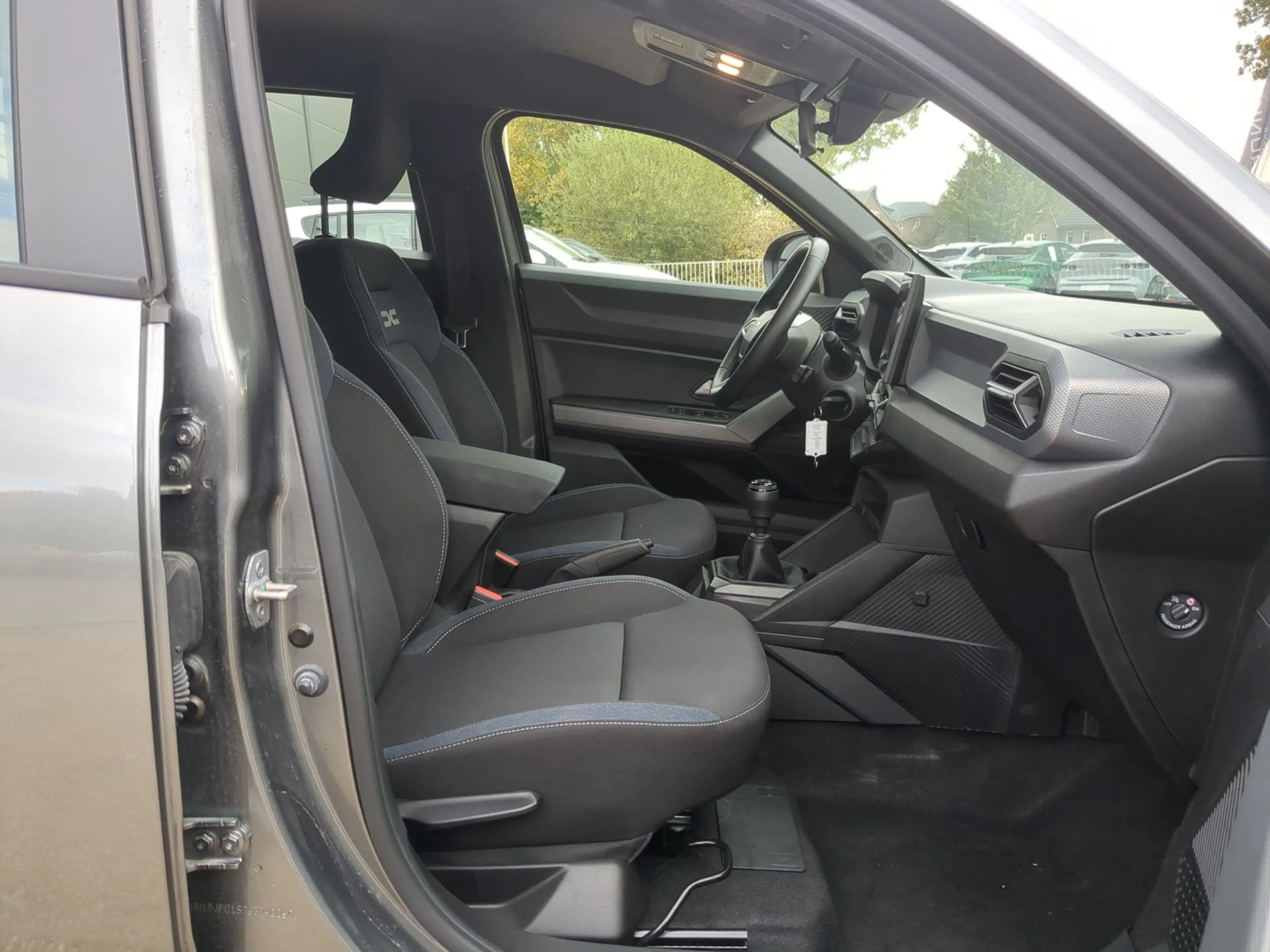 Dacia Duster TCe 140 Expression SHZ+LKHZ+RFK — photo 9