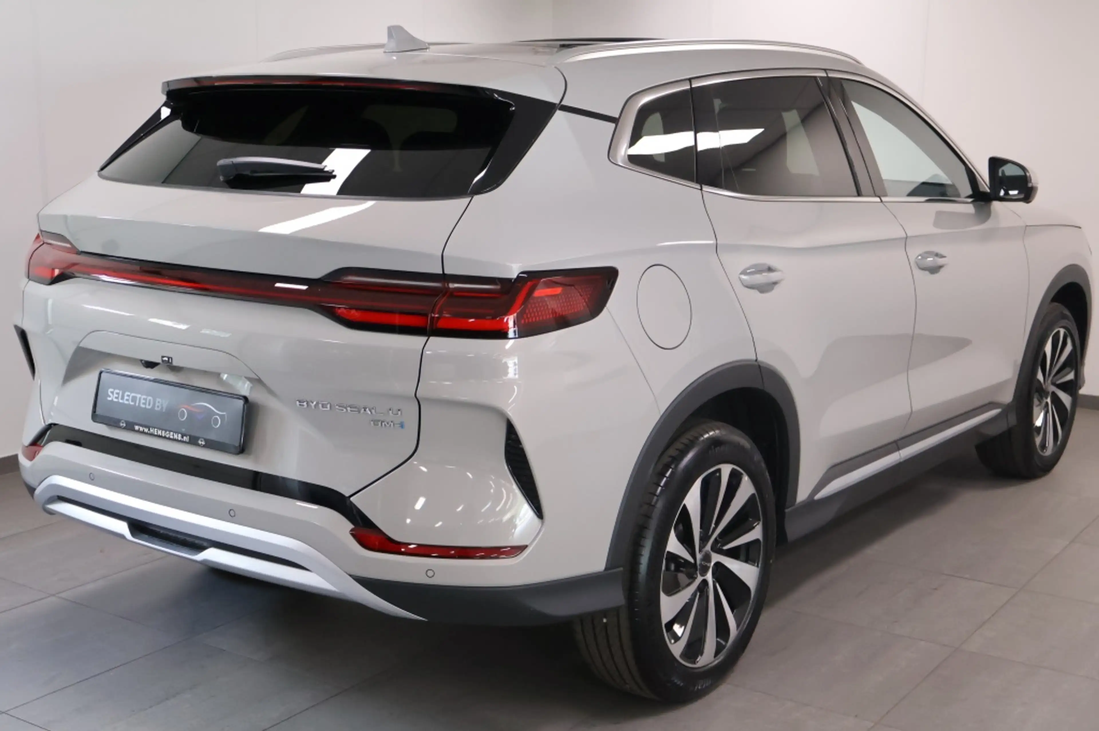 BYD Seal U 1.5 DM-i FWD Boost | BYD Specialist in Limburg — photo 3