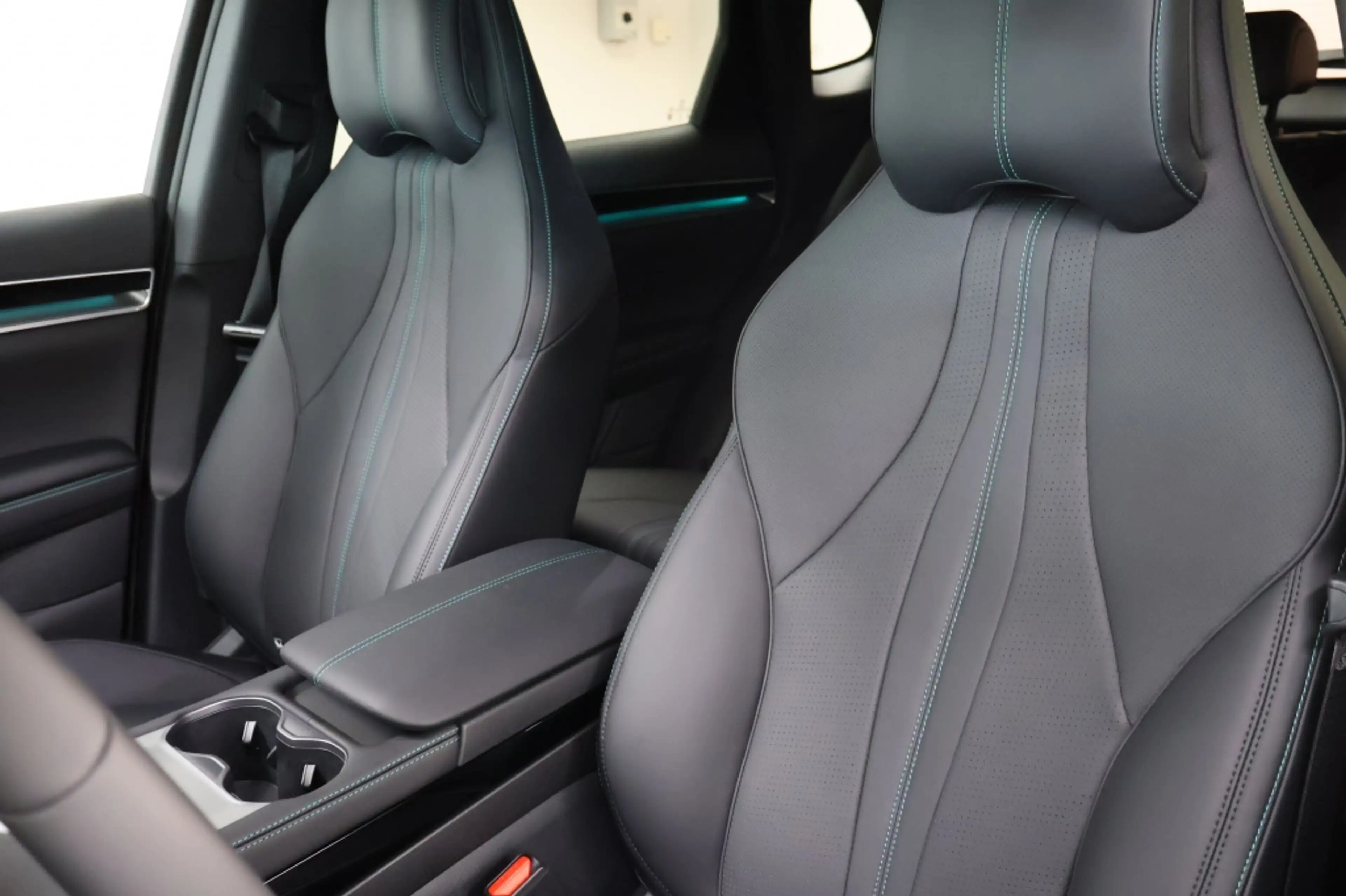 BYD Seal U 1.5 DM-i FWD Boost | BYD Specialist in Limburg — photo 7