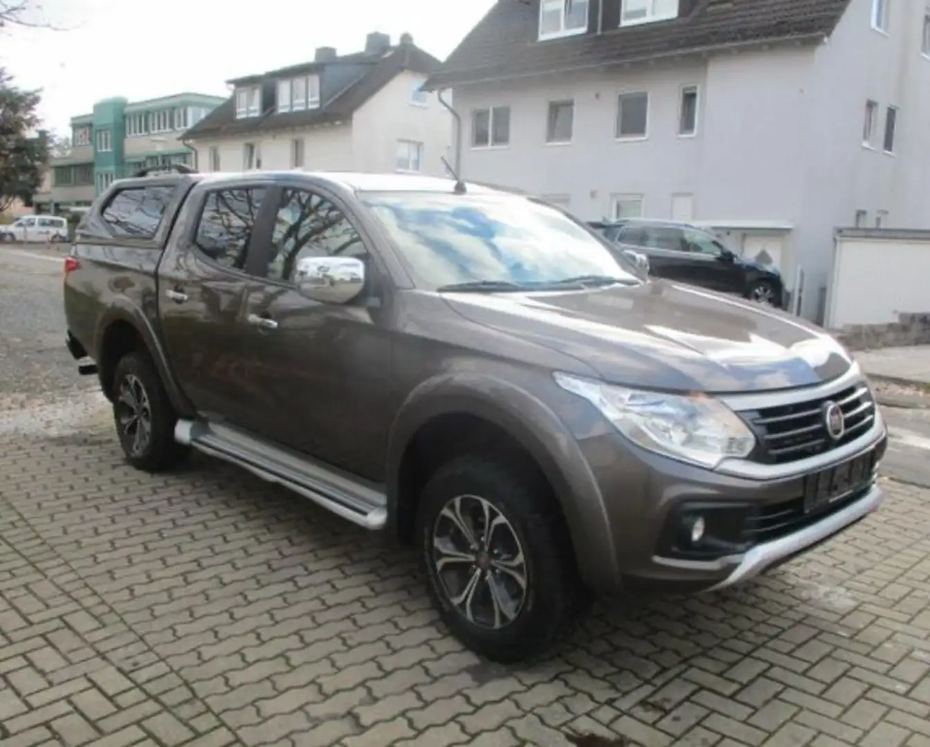 Fiat Fullback Fullback 2.4 doppia cabina LX Cross 4wd s Grau - 2