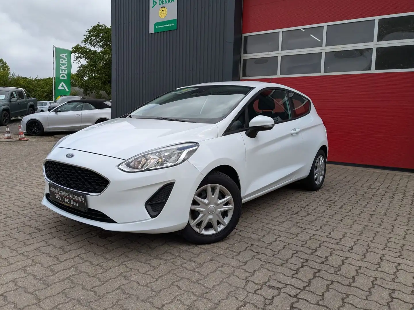 Ford Fiesta Cool & Connect Alb - 1