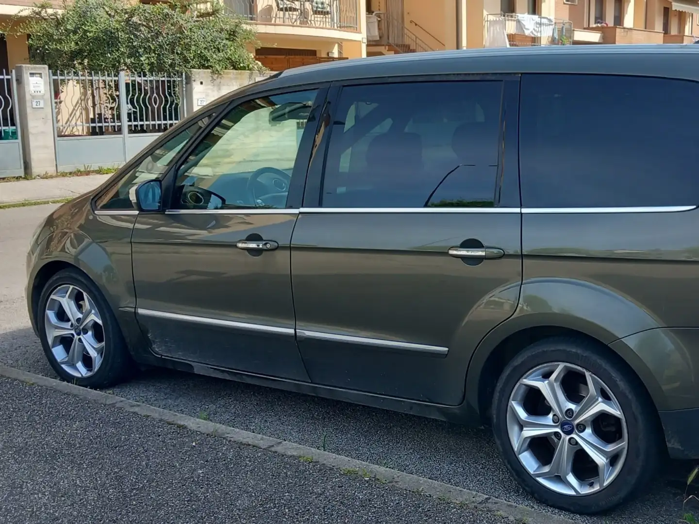 Ford Galaxy 2.0 tdci New Titanium 163cv powershift Verde - 1