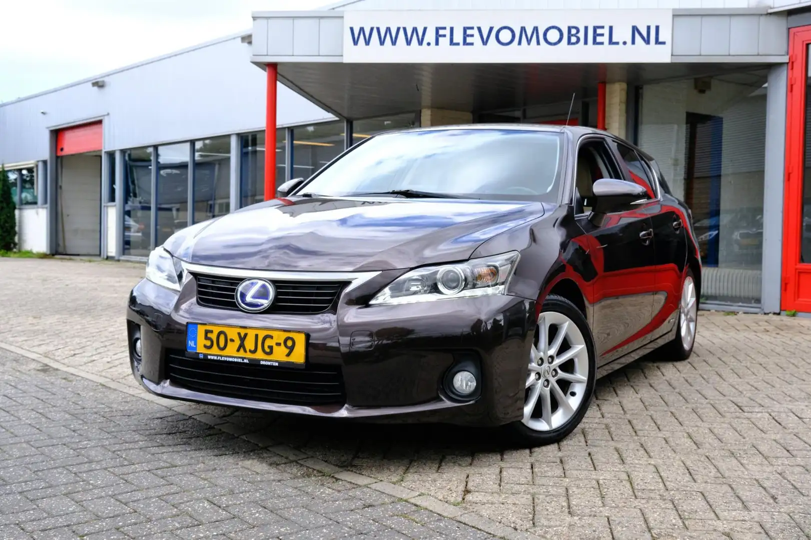 Lexus CT 200h Business Edition Aut. Navi|Alcantara|LMV|Cam Brown - 1