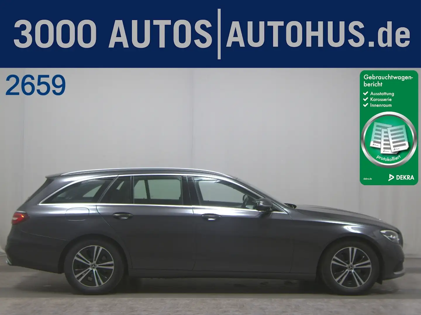 Mercedes-Benz E 220 T d Avantgarde MBUX-AR Burmester Pano AHK Grau - 1