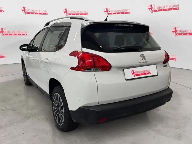 Peugeot 2008 view 2