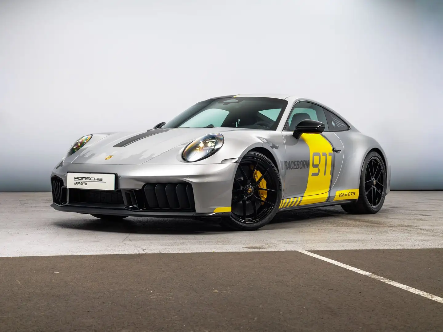 Porsche 911 Carrera GTS Grau - 1