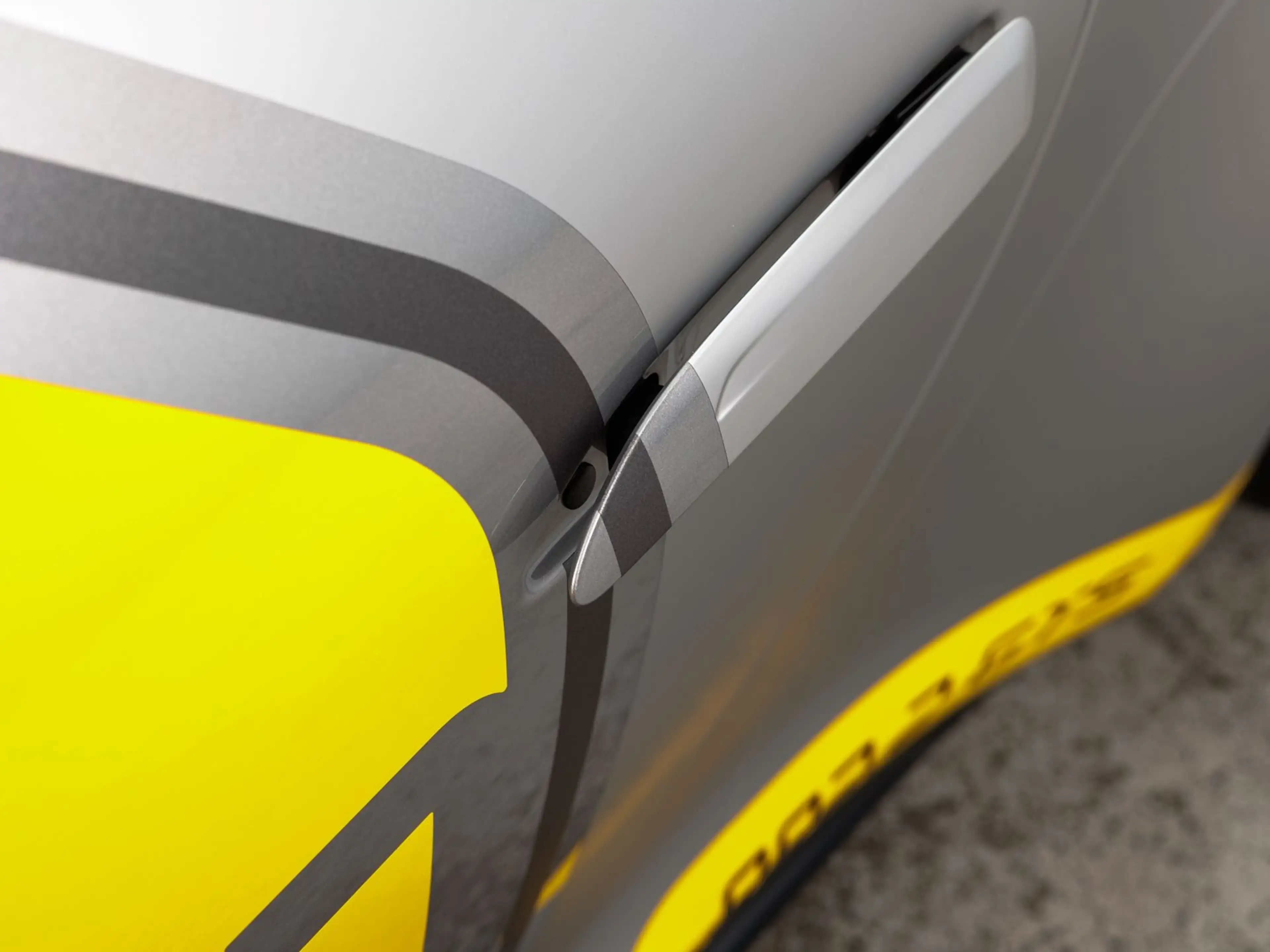 Porsche 911 Carrera GTS — photo 8