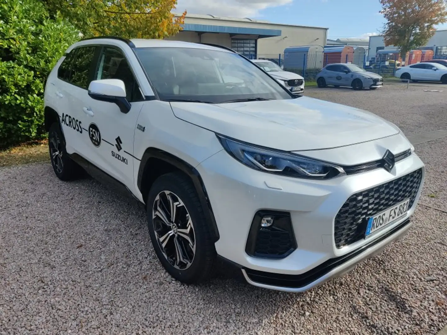 Suzuki Across PLUG-IN HYBRID COMFORT+ Schwarz - 2