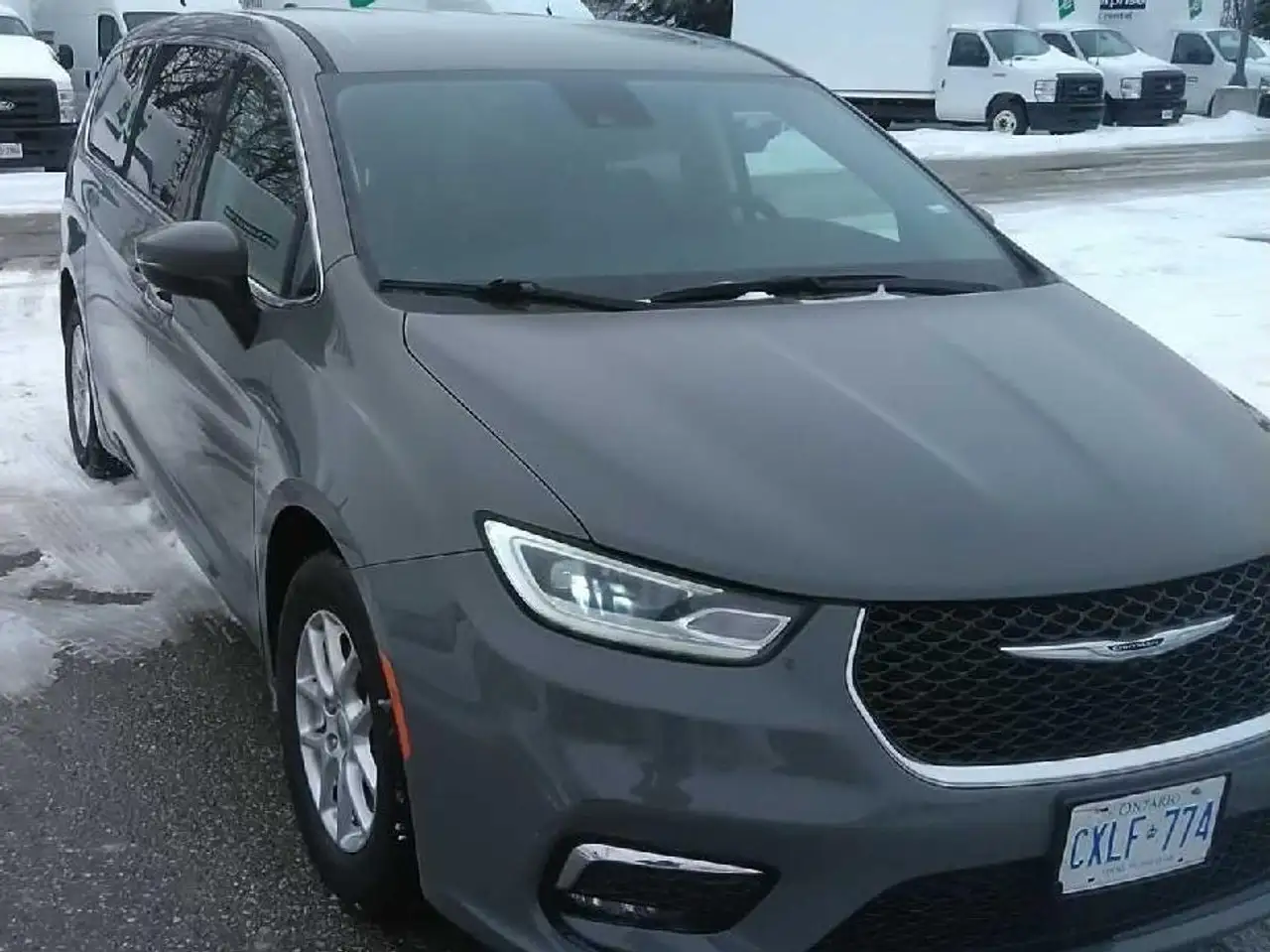 Chrysler Pacifica снимка Chrysler Pacifica