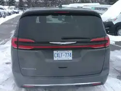 Chrysler Pacifica 2023