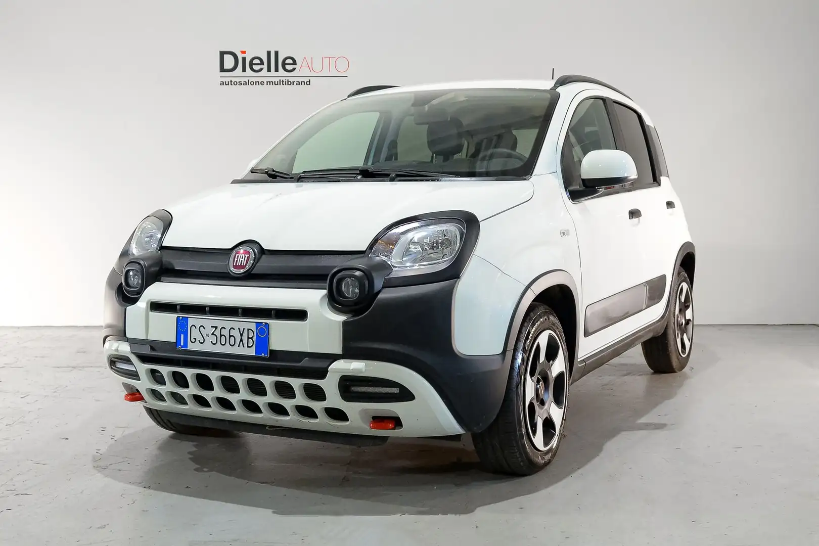 Fiat Panda Cross 1.0 70CV S&S Hybrid 5 posti Bianco - 1
