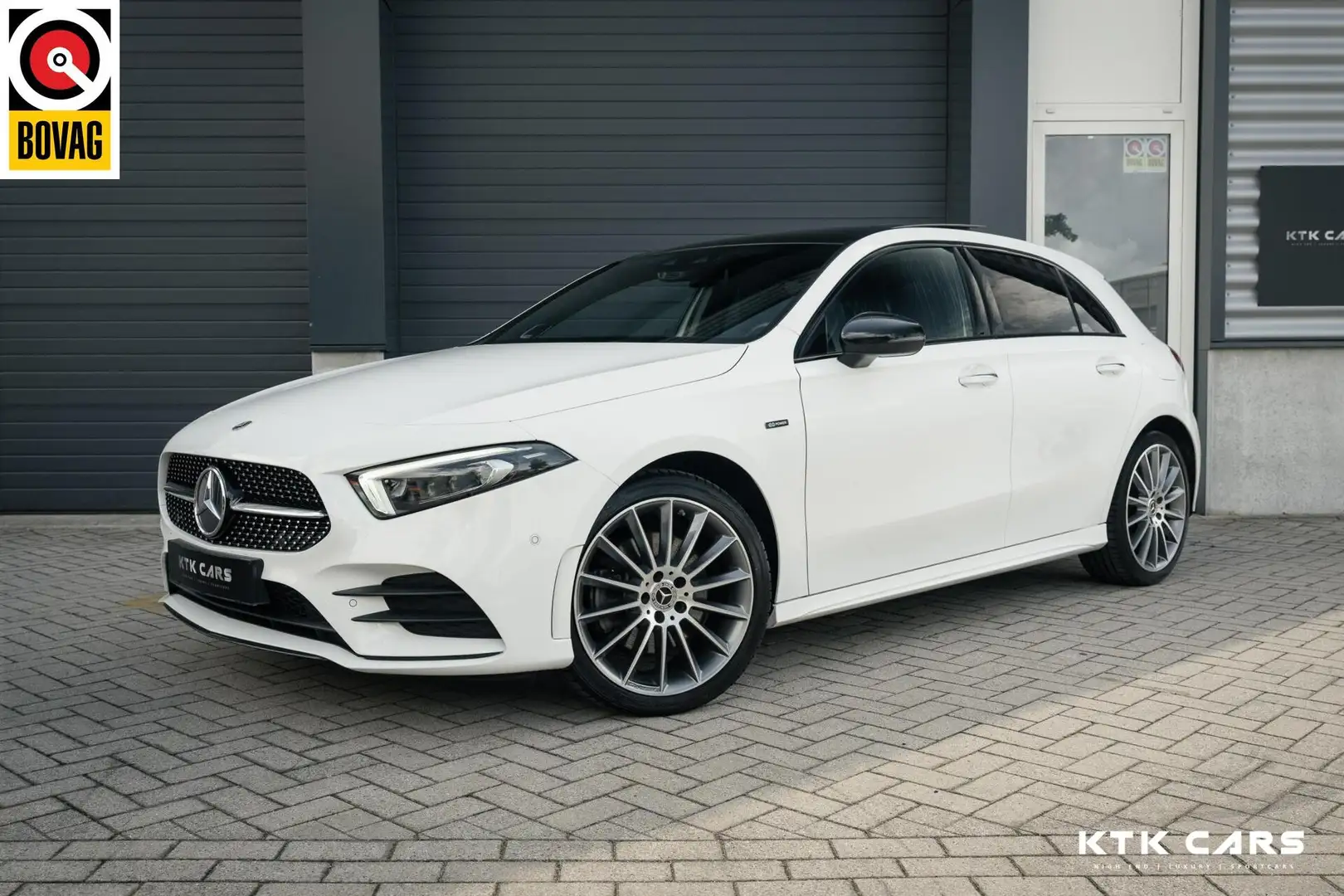 Mercedes-Benz A 250 e AMG Line|Pano|Sfeer|Burmester|Camera|Carplay|Bli Weiß - 1